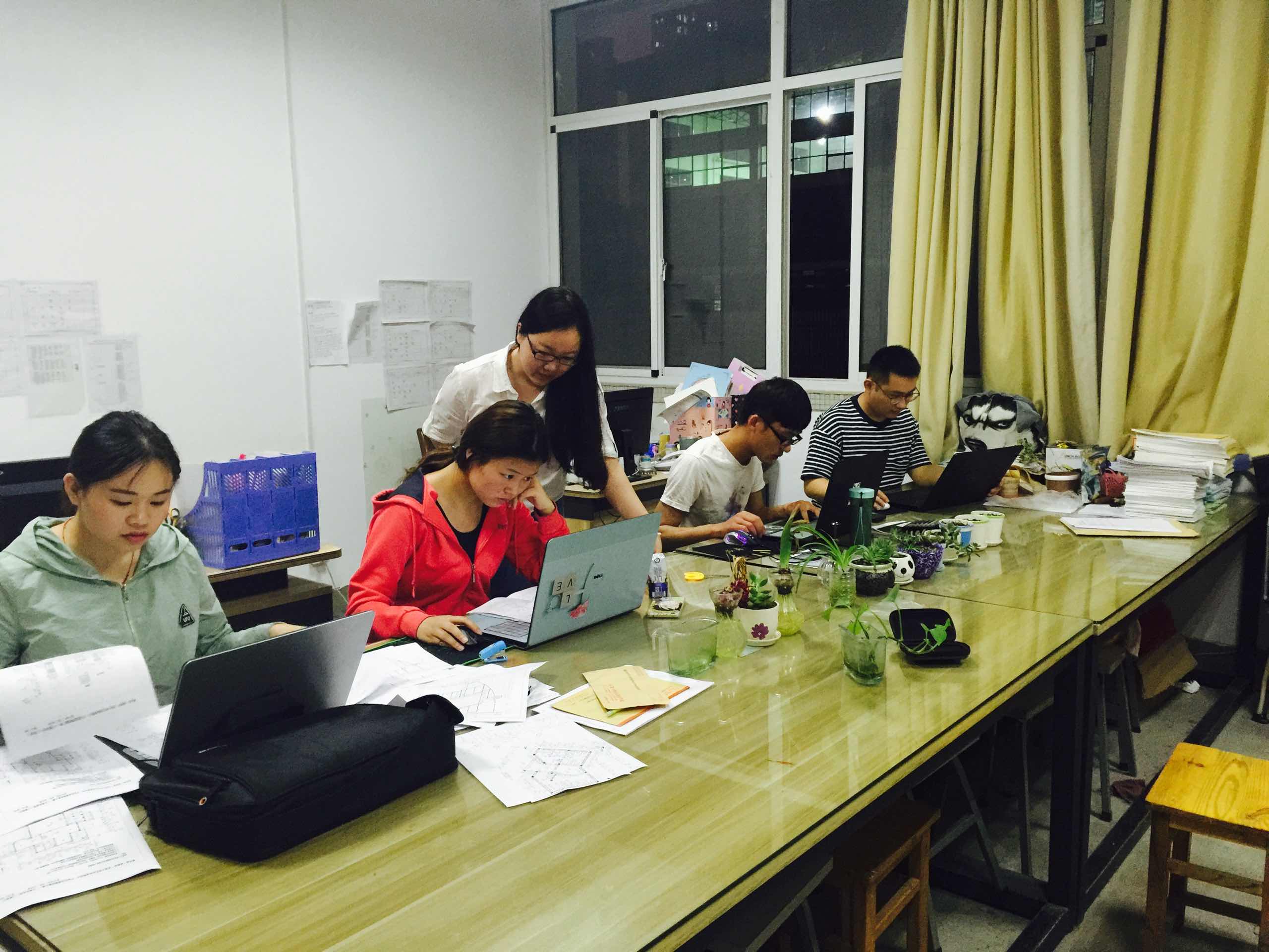 信息工程教研室启动2017年省大学生先进成图技术与产品信息建模创新